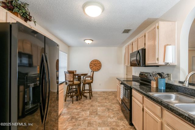 7596 FAWN LAKE Drive N, Jacksonville, FL 32256