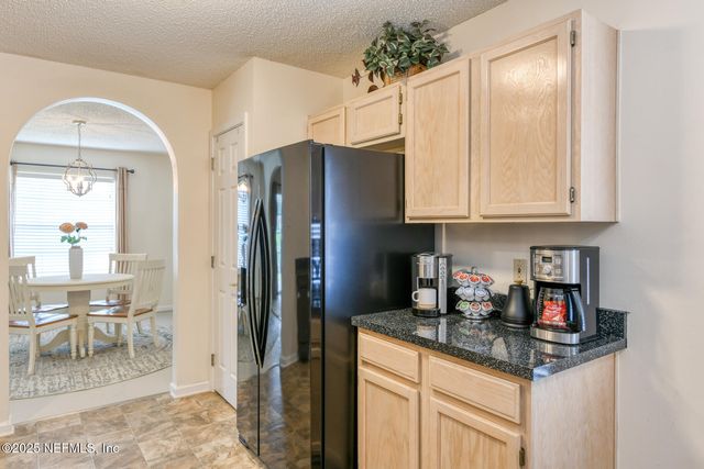 7596 FAWN LAKE Drive N, Jacksonville, FL 32256