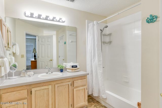 7596 FAWN LAKE Drive N, Jacksonville, FL 32256