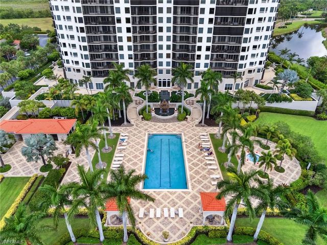 1060 Borghese LN 902, Naples, FL 34114