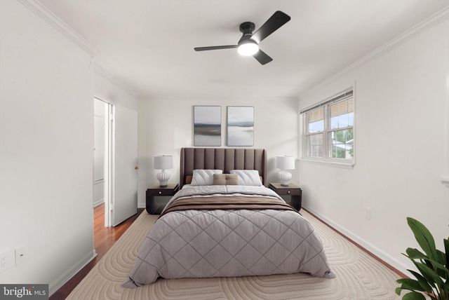 1949 KENNEDY DR, Mclean, VA 22102