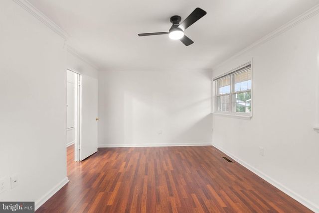 1949 KENNEDY DR, Mclean, VA 22102