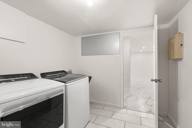 1949 KENNEDY DR, Mclean, VA 22102