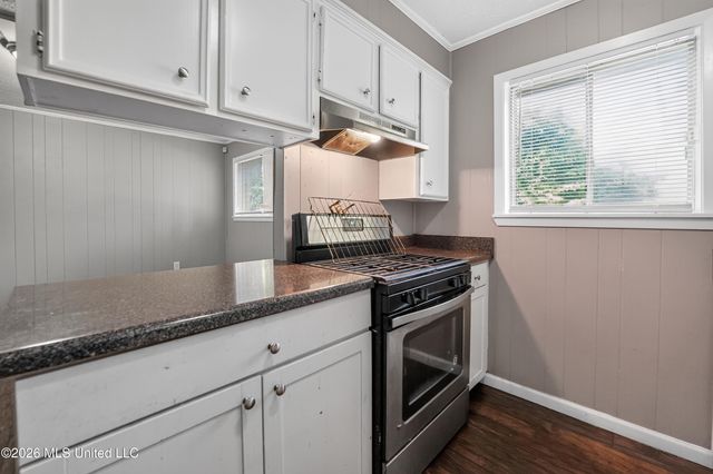 6352 Abraham Lincoln Drive, Jackson, MS 39213