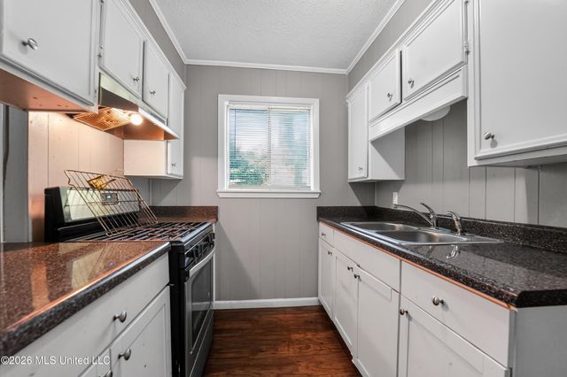 6352 Abraham Lincoln Drive, Jackson, MS 39213