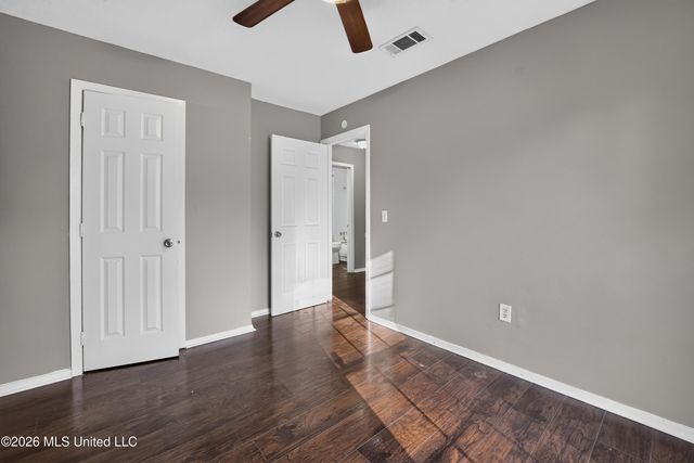 6352 Abraham Lincoln Drive, Jackson, MS 39213