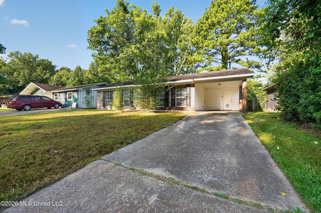 6352 Abraham Lincoln Drive, Jackson, MS 39213
