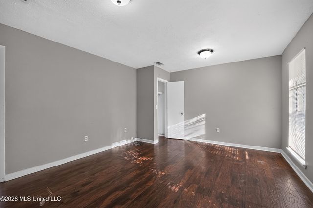 6352 Abraham Lincoln Drive, Jackson, MS 39213