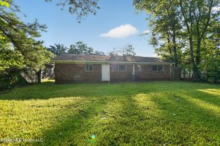 6352 Abraham Lincoln Drive, Jackson, MS 39213