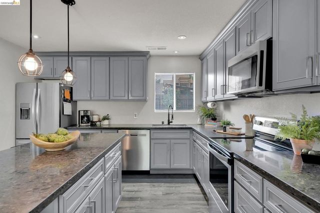 1240 Duffy Way, Brentwood, CA 94513