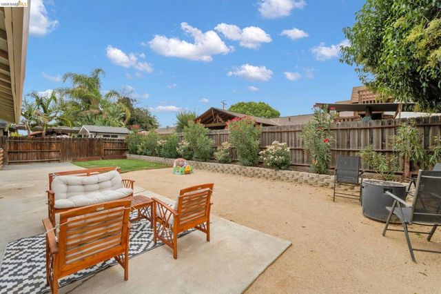 1240 Duffy Way, Brentwood, CA 94513