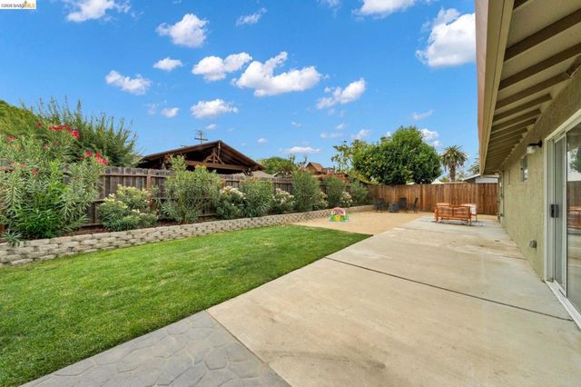 1240 Duffy Way, Brentwood, CA 94513
