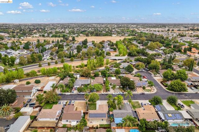 1240 Duffy Way, Brentwood, CA 94513