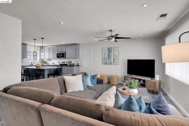 1240 Duffy Way, Brentwood, CA 94513