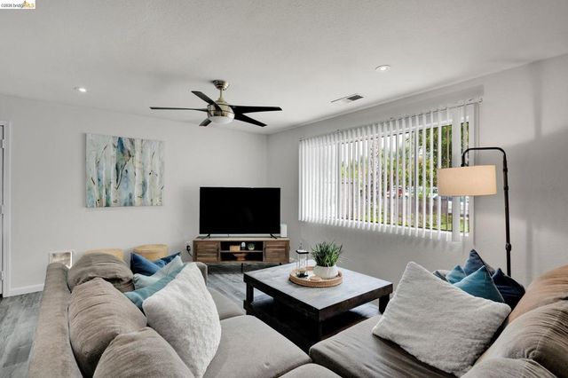 1240 Duffy Way, Brentwood, CA 94513