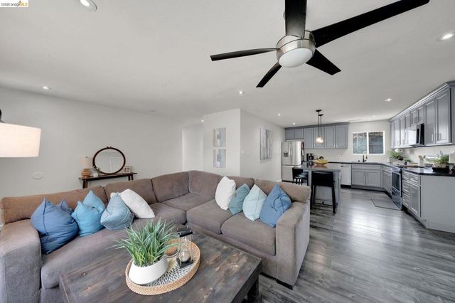 1240 Duffy Way, Brentwood, CA 94513