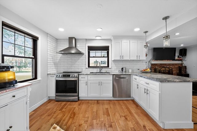 116 Gordon Rd, Braintree, MA 02184