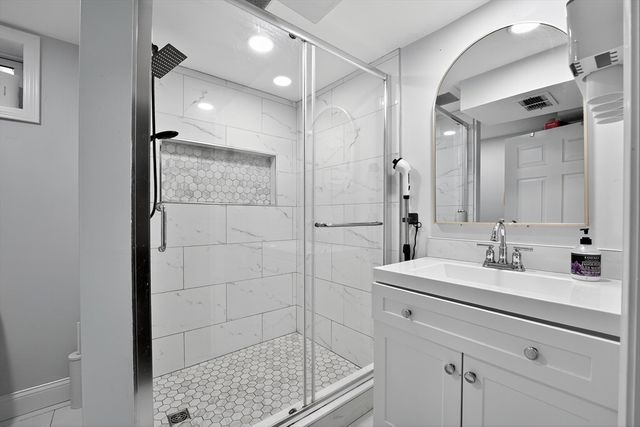 116 Gordon Rd, Braintree, MA 02184