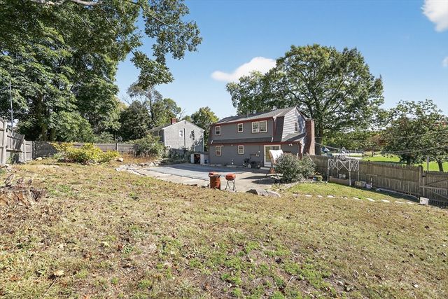 116 Gordon Rd, Braintree, MA 02184