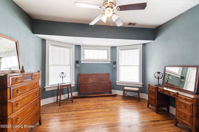 2221 Bonnycastle Ave, Louisville, KY 40205