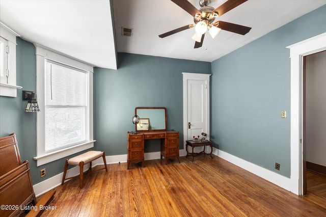 2221 Bonnycastle Ave, Louisville, KY 40205