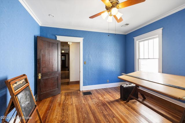 2221 Bonnycastle Ave, Louisville, KY 40205