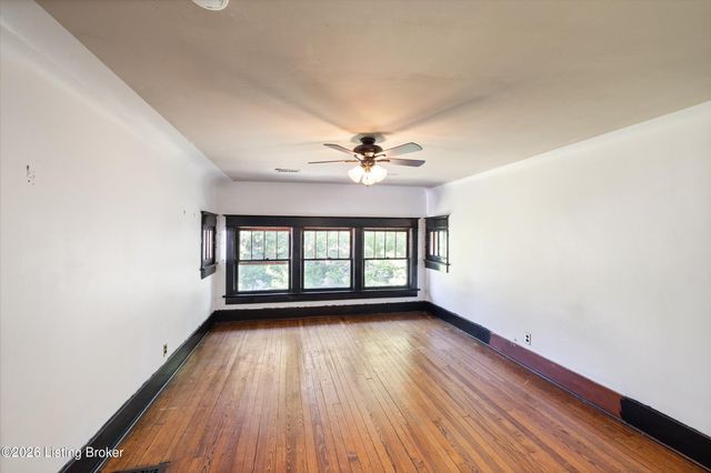 2221 Bonnycastle Ave, Louisville, KY 40205