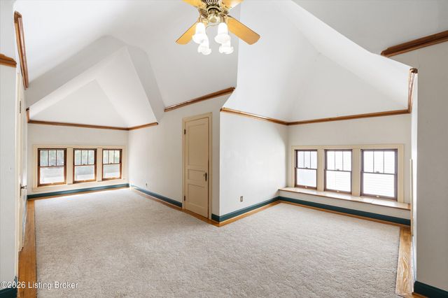 2221 Bonnycastle Ave, Louisville, KY 40205