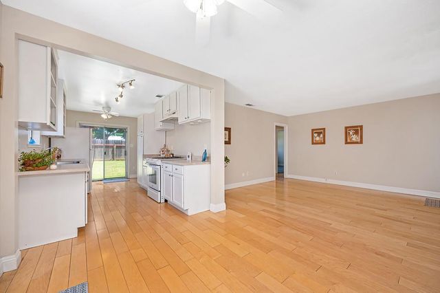 7204 Grenola Way, Citrus Heights, CA 95621