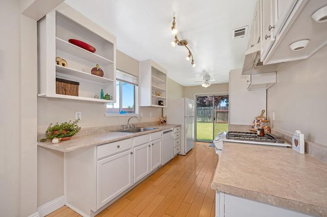 7204 Grenola Way, Citrus Heights, CA 95621