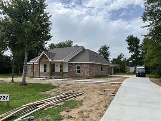 Augustine Drive, Lake Charles, LA 70611