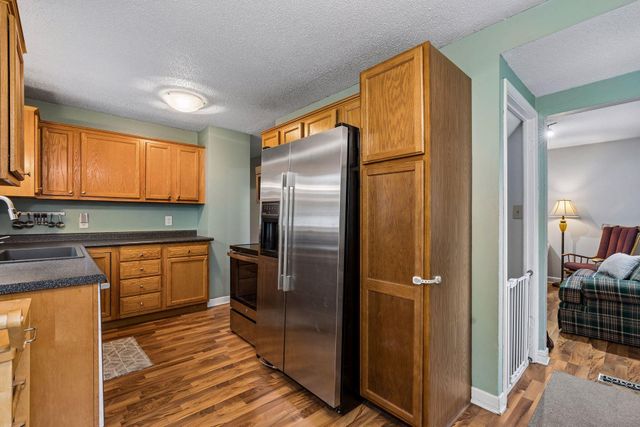 180 Westchester Drive, West Saint Paul, MN 55118