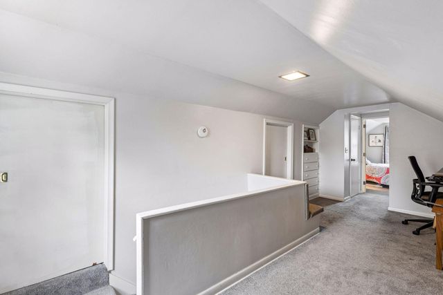 180 Westchester Drive, West Saint Paul, MN 55118