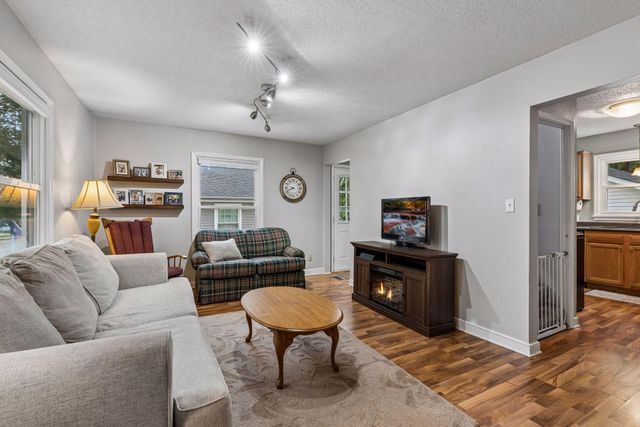 180 Westchester Drive, West Saint Paul, MN 55118