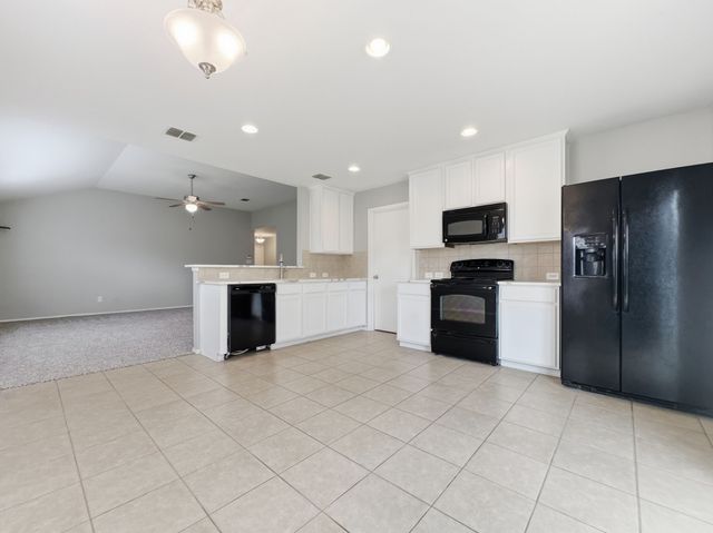 1405 Eagles Nest Trail, Krum, TX 76249