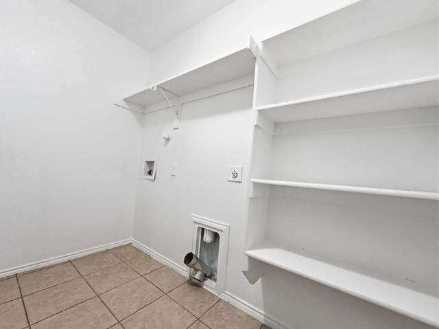 1405 Eagles Nest Trail, Krum, TX 76249