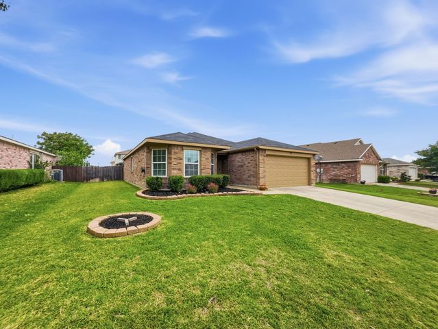 1405 Eagles Nest Trail, Krum, TX 76249