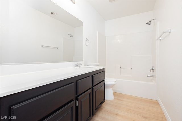 8224 Cassis Court, Las Vegas, NV 89117