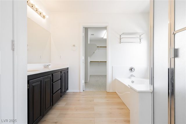 8224 Cassis Court, Las Vegas, NV 89117