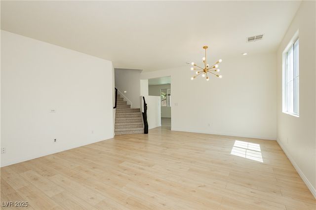 8224 Cassis Court, Las Vegas, NV 89117