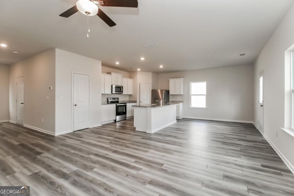 160 Avondale Boulevard, Conyers, GA 30013 — photo 4