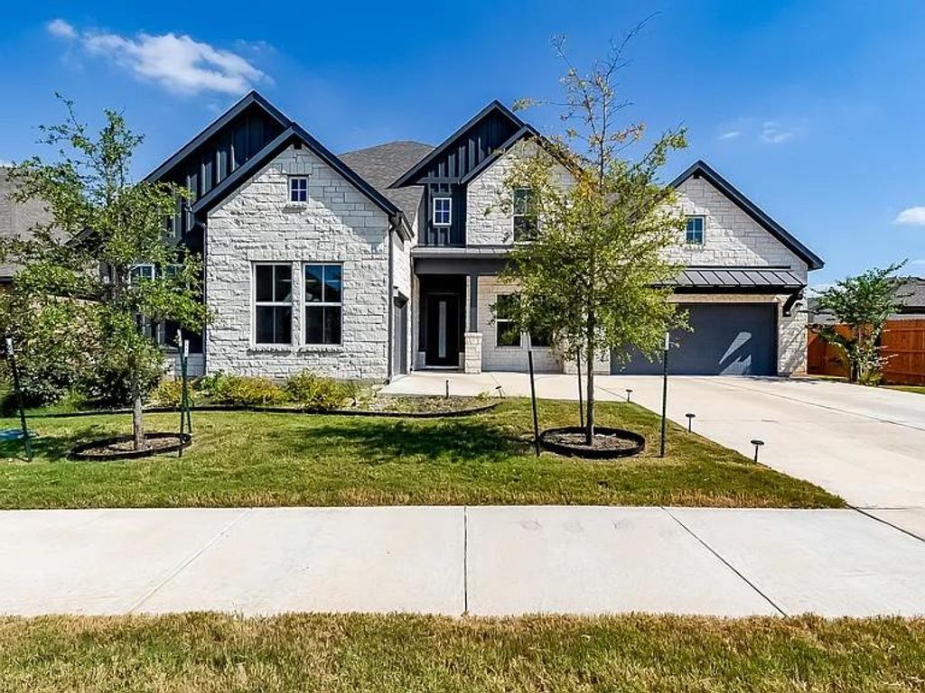 129 Low River LN, Georgetown, TX 78628