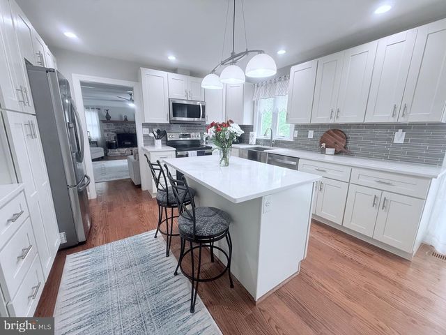 501 STANFORD RD, Fairless Hills, PA 19030