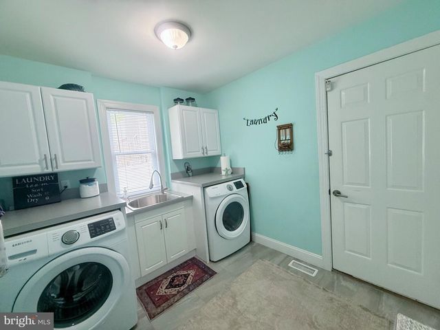 501 STANFORD RD, Fairless Hills, PA 19030