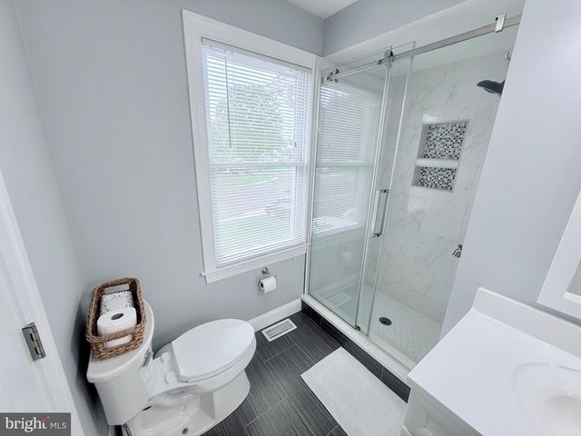 501 STANFORD RD, Fairless Hills, PA 19030