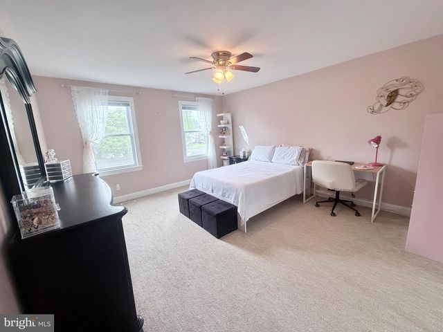 501 STANFORD RD, Fairless Hills, PA 19030