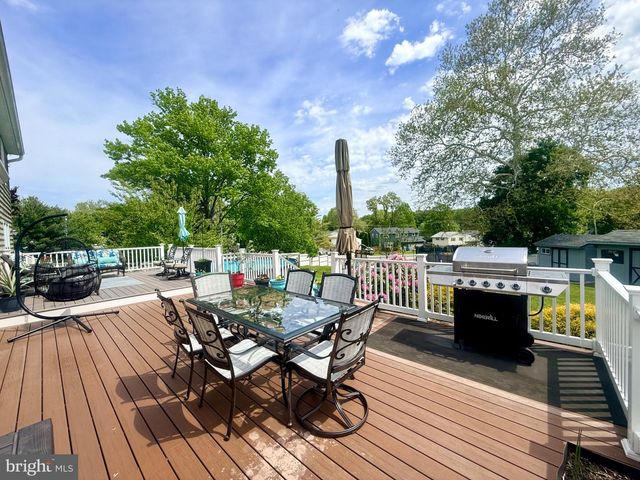 501 STANFORD RD, Fairless Hills, PA 19030