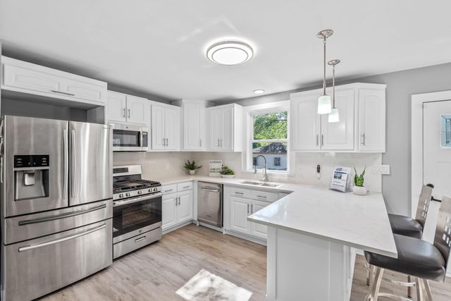 864 Ohio Street, Gary, IN 46402