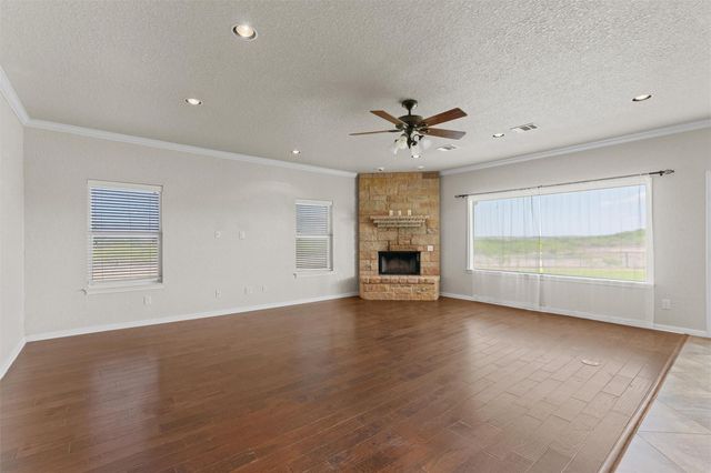 1167 County Road 427, Thrall, TX 76578