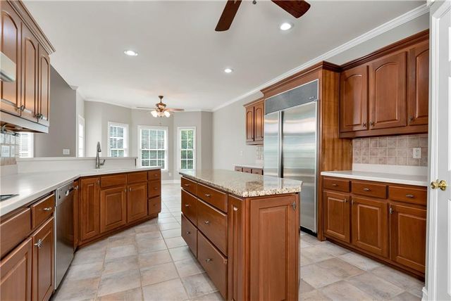 3885 Lake Juliette Drive, Buford, GA 30519